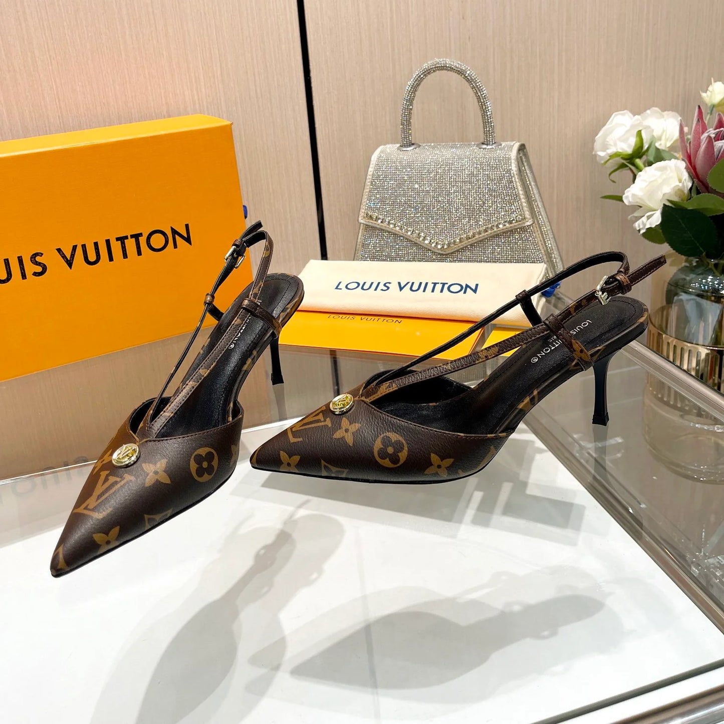 24 new style V strap high heels sandals 1824021901