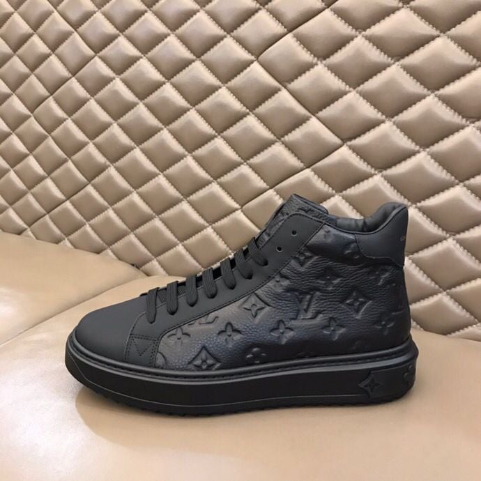 High-Top Monogram Luxembourg Sneaker V29