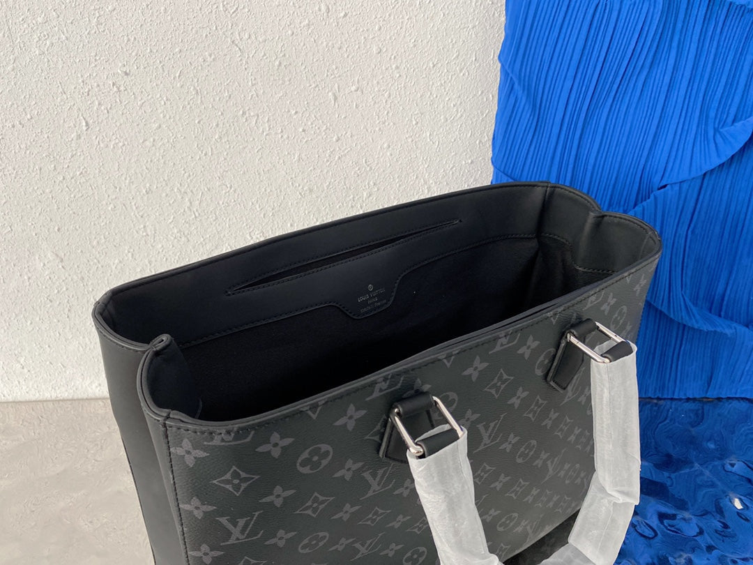 High quality handmade classic handbags for men and women
