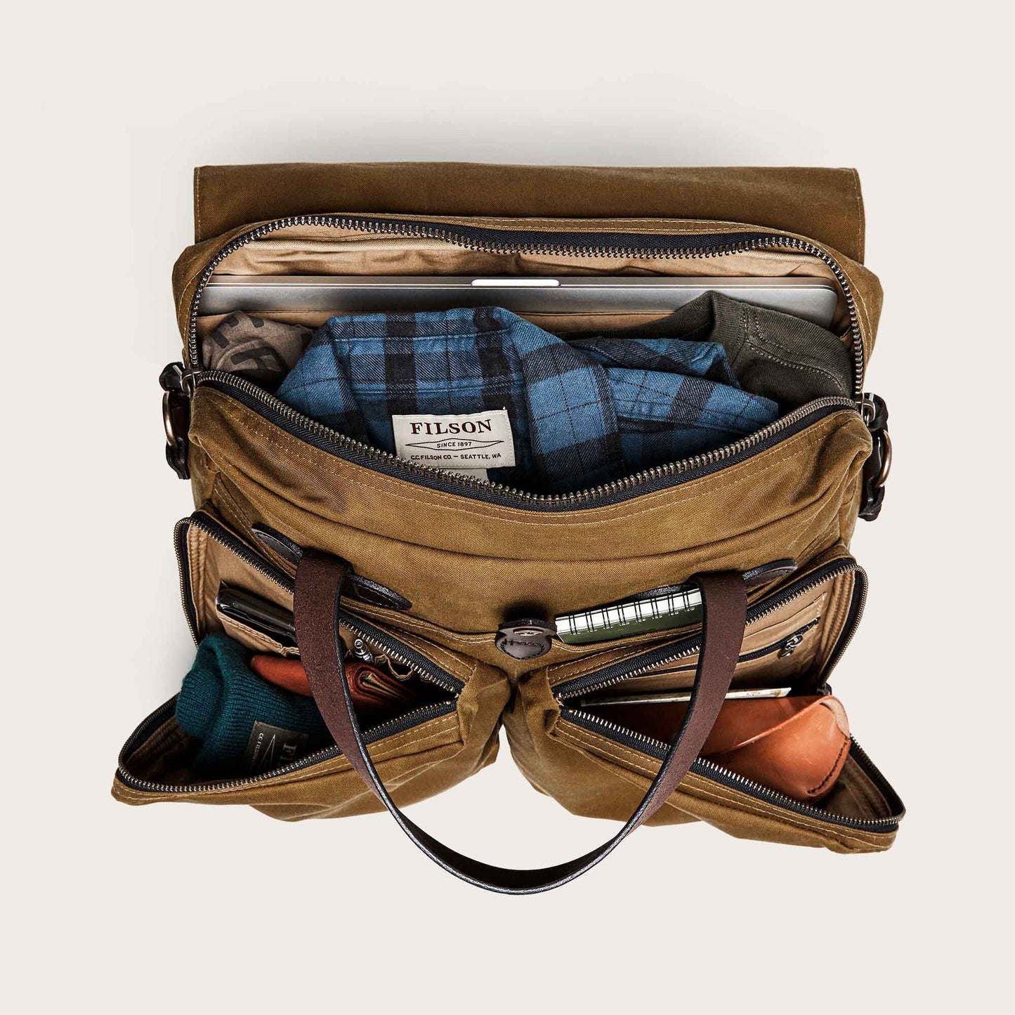 Filson 24hr Tincloth Briefcase: Tan