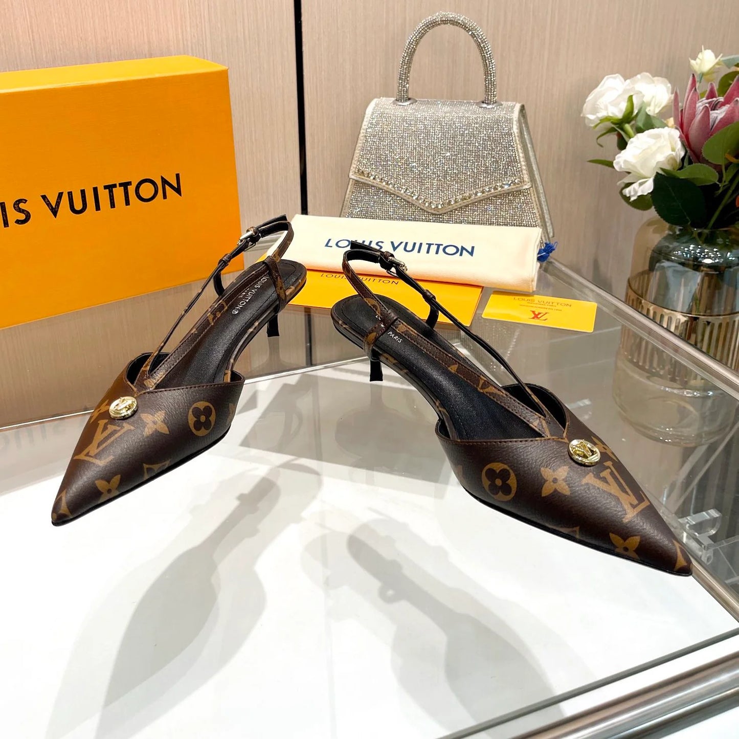 24 new style V strap high heels sandals 1824021901