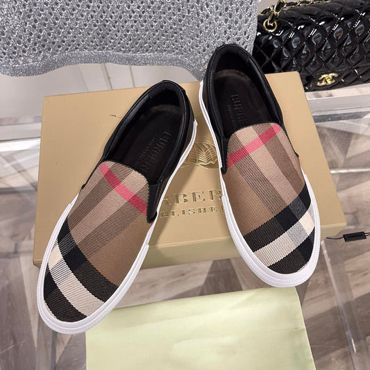 B－Fashionable Couple Slip On XC07070510